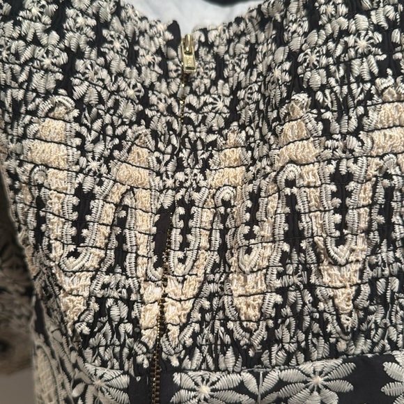 NWT Cara Cara Montauk B&W Scallop Eyelet Mini Dress Large - Picture 8 of 8